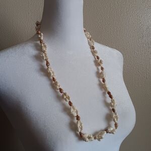 Vintage Cream Brown Natural Sea Shell Necklace Beachy Ocean Vacation Summer